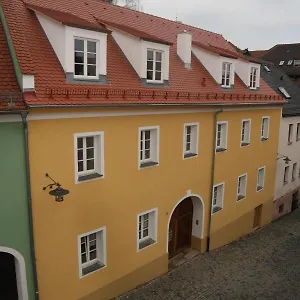 Roomerie Im Zentrum Apartment